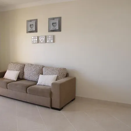 Apartament Apartamento Arade